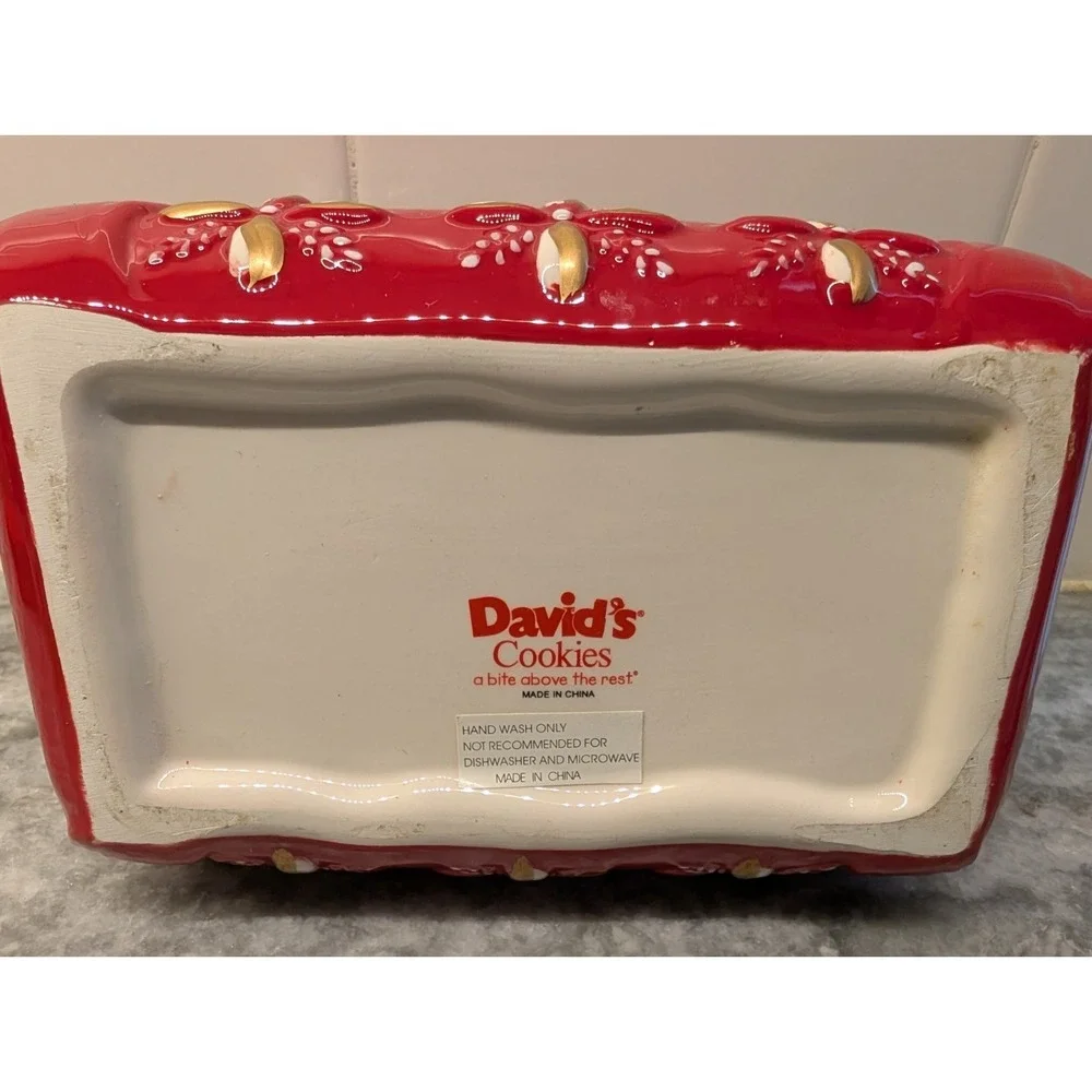 VTG Christmas/Holiday Purse Cookie Jar by David's Cookies Red Green &‎ Gold